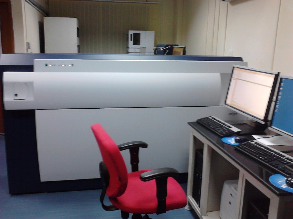 Matrix Assisted Laser Desorption Ionization Laboratory (MALDI-ToF MS)