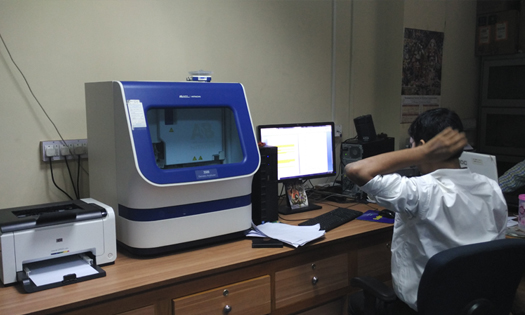 DNA Sequencer Laboratory