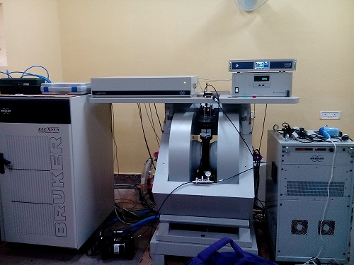 Pulsed Electron Spin Paramagnetic Resonance Laboratory