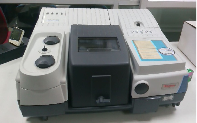 Fourier Transform-Infrared Spectrometer Laboratory